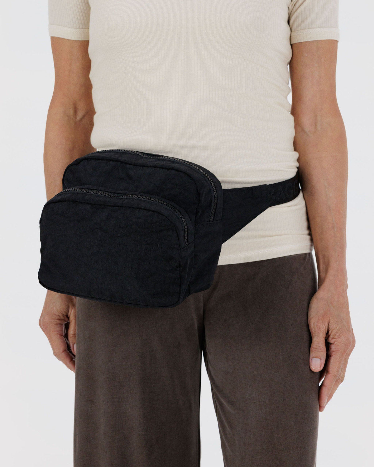 Fanny Pack Black | Baggu Recommended