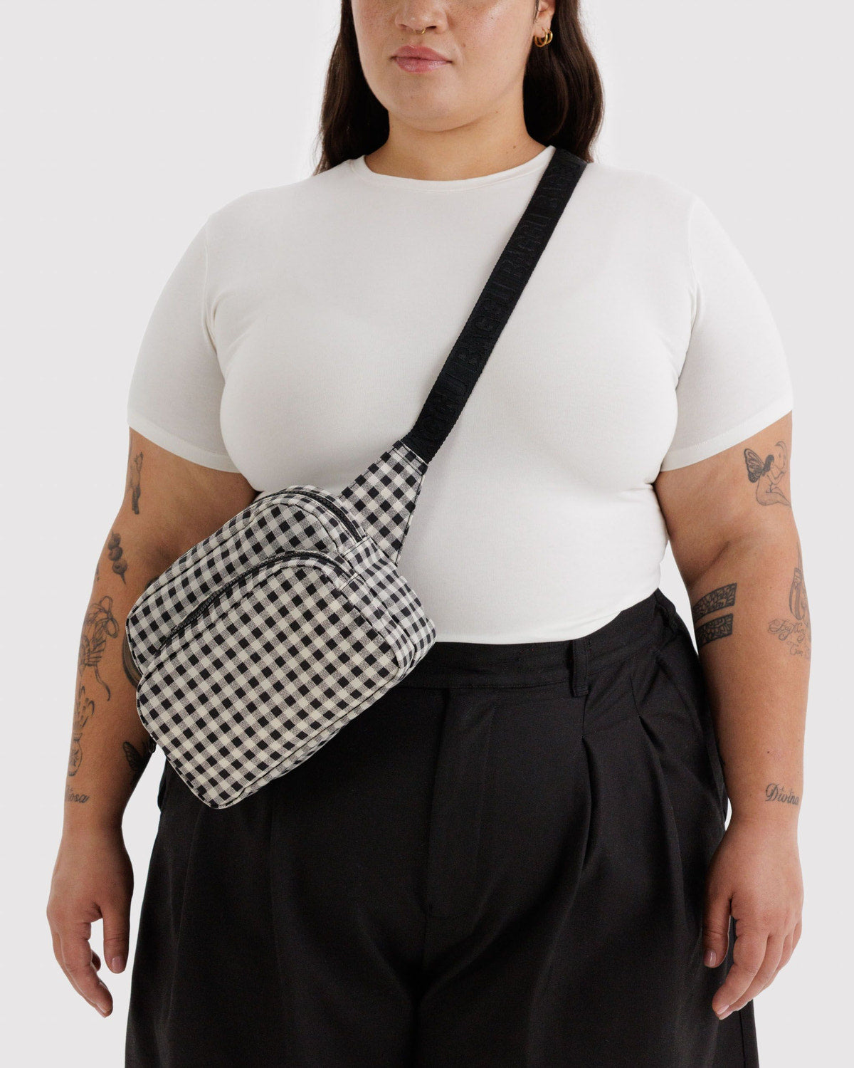Fanny Pack Black & White Gingham | Baggu New