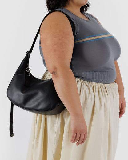 Medium Recycled Leather Crescent Bag Black | Baggu Popular