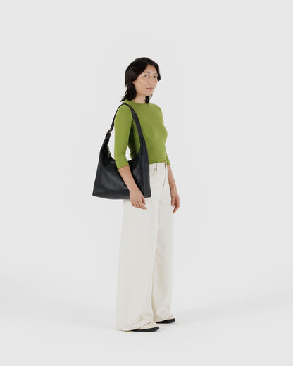 Recycled Leather Shoulder Bag Black | Baggu Everyday
