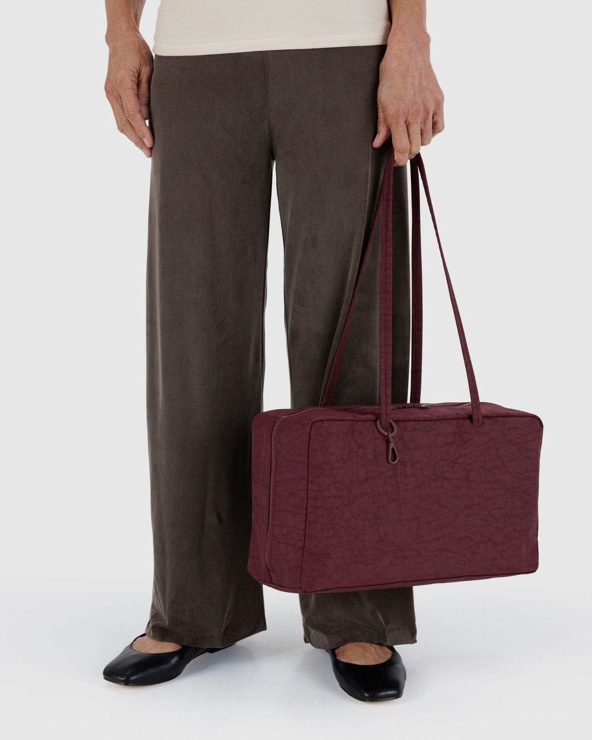 Medium Nylon Bowler Bag Mahogany | Baggu Signature