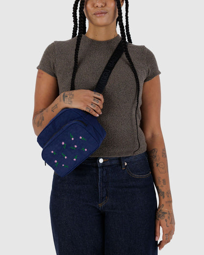 Fanny Pack Embroidered Wildflower | Baggu Essential