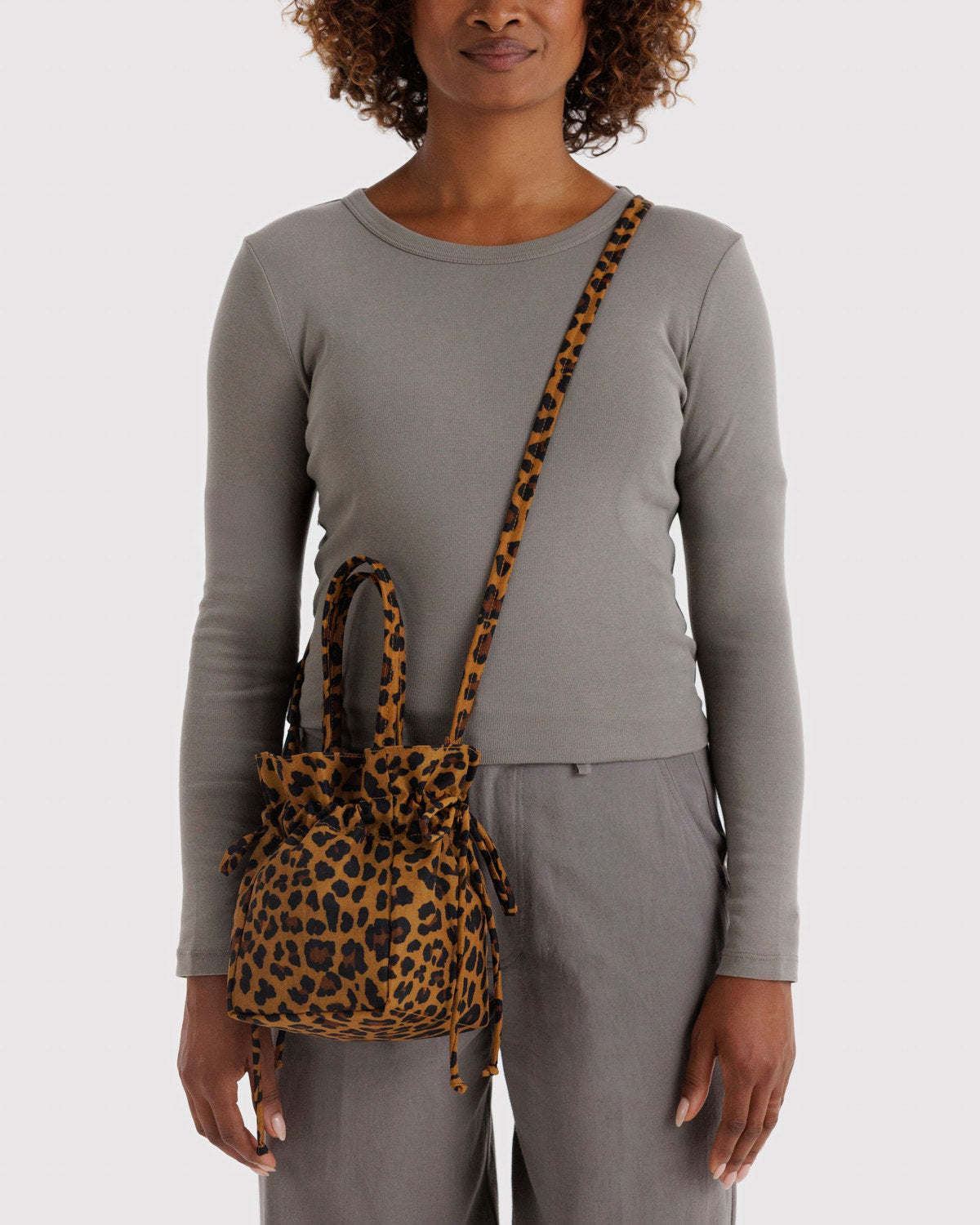 Nylon Drawstring Bag Leopard | Baggu Exclusive