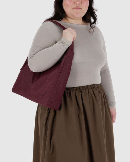 Nylon Shoulder Bag Mahogany | Baggu Trusted