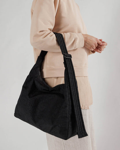 Nylon Shoulder Bag Black | Baggu Customer Favorite