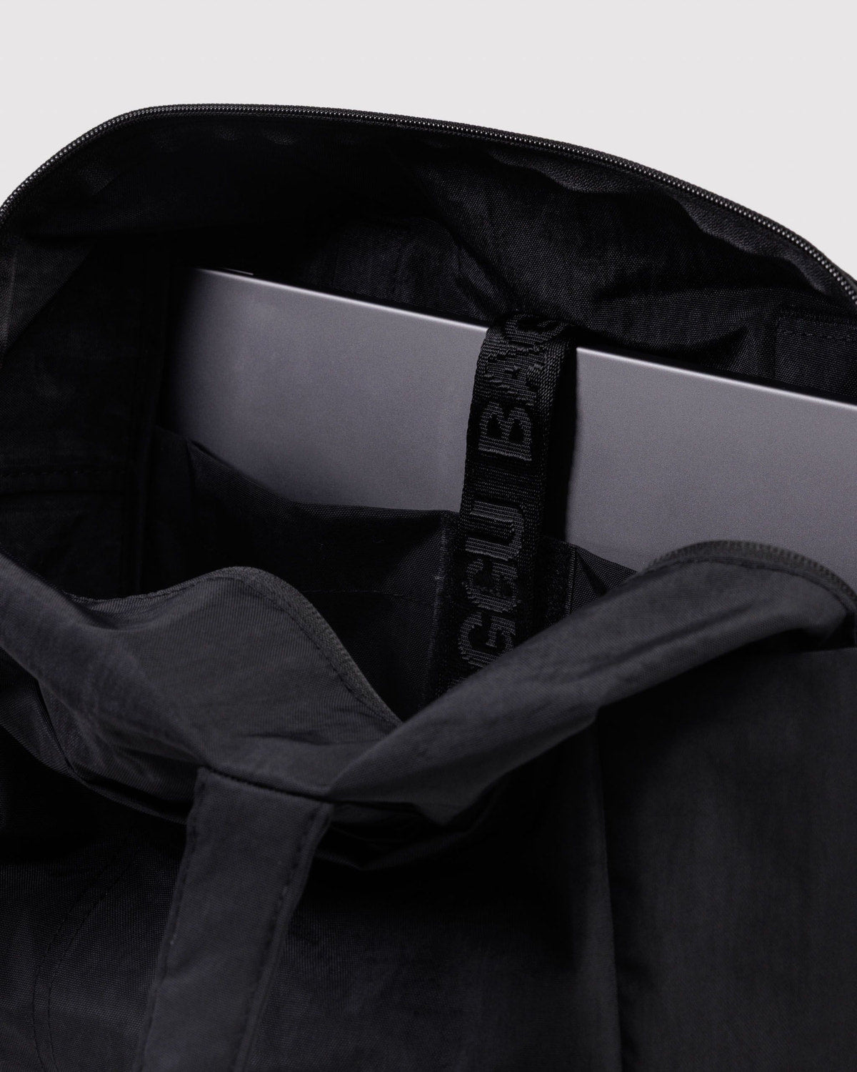 Everyday Cloud Bag Black | Baggu Essential