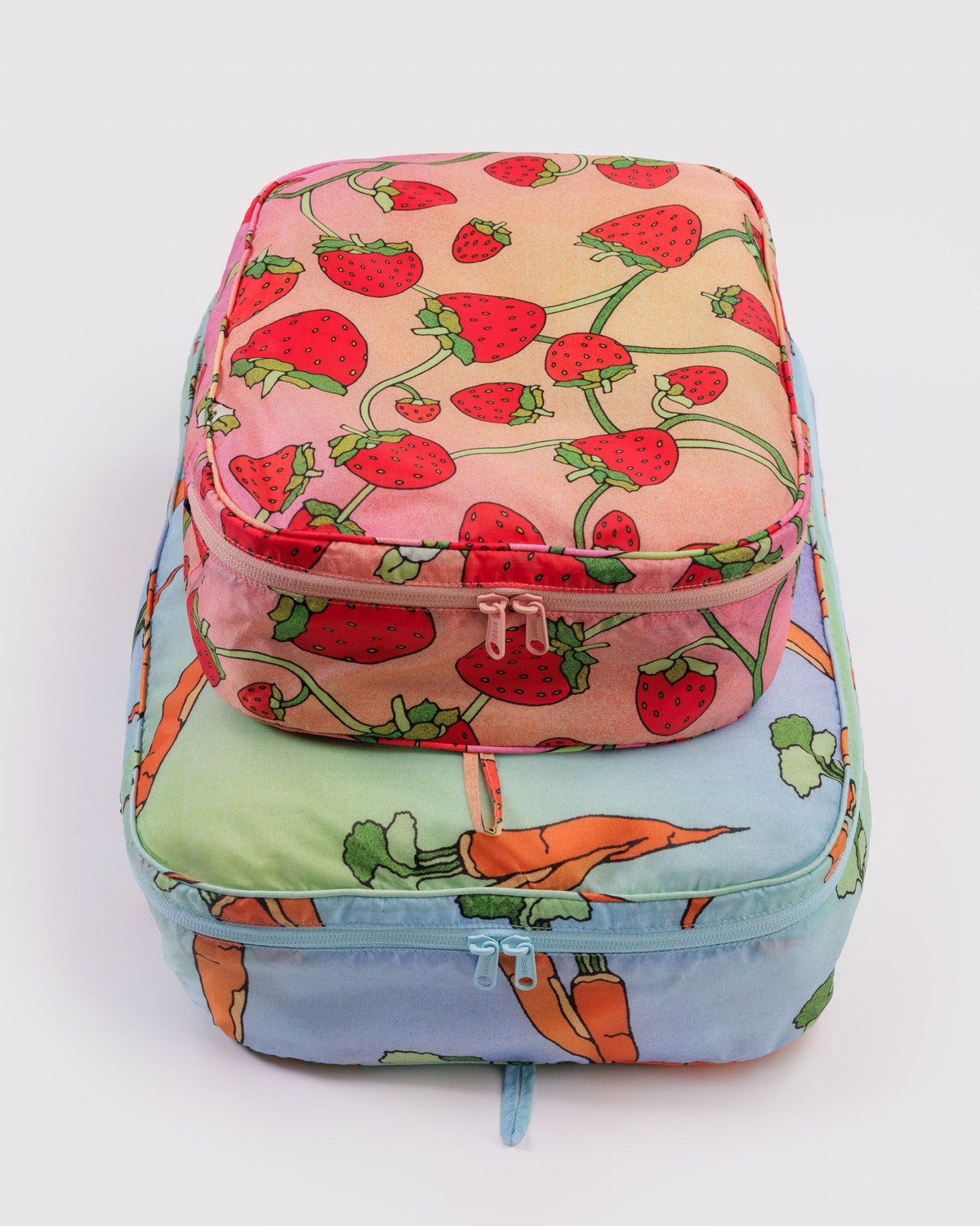 Large Packing Cube Set Carrots & Berries | Baggu New