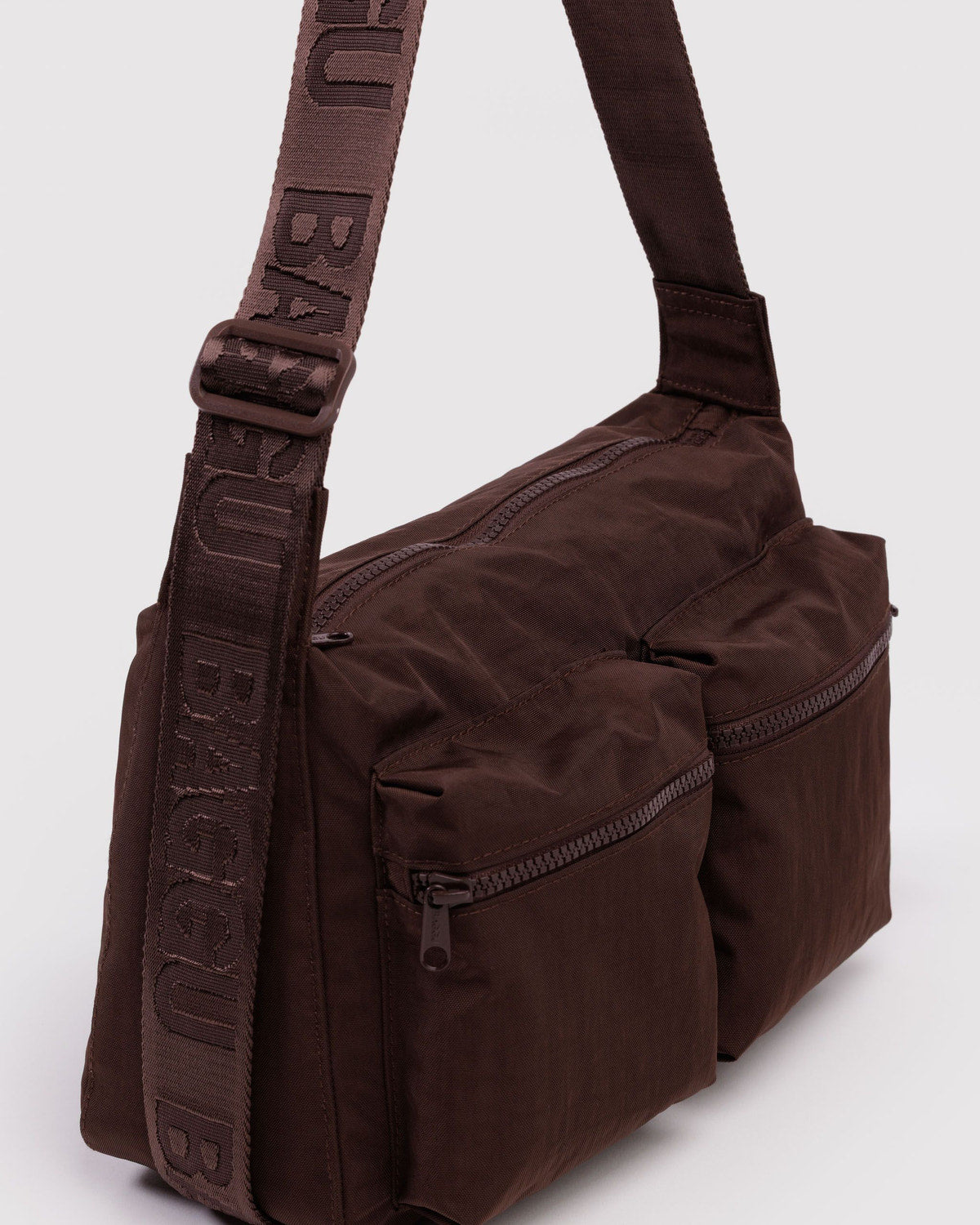Medium Cargo Crossbody Coffee | Baggu Latest
