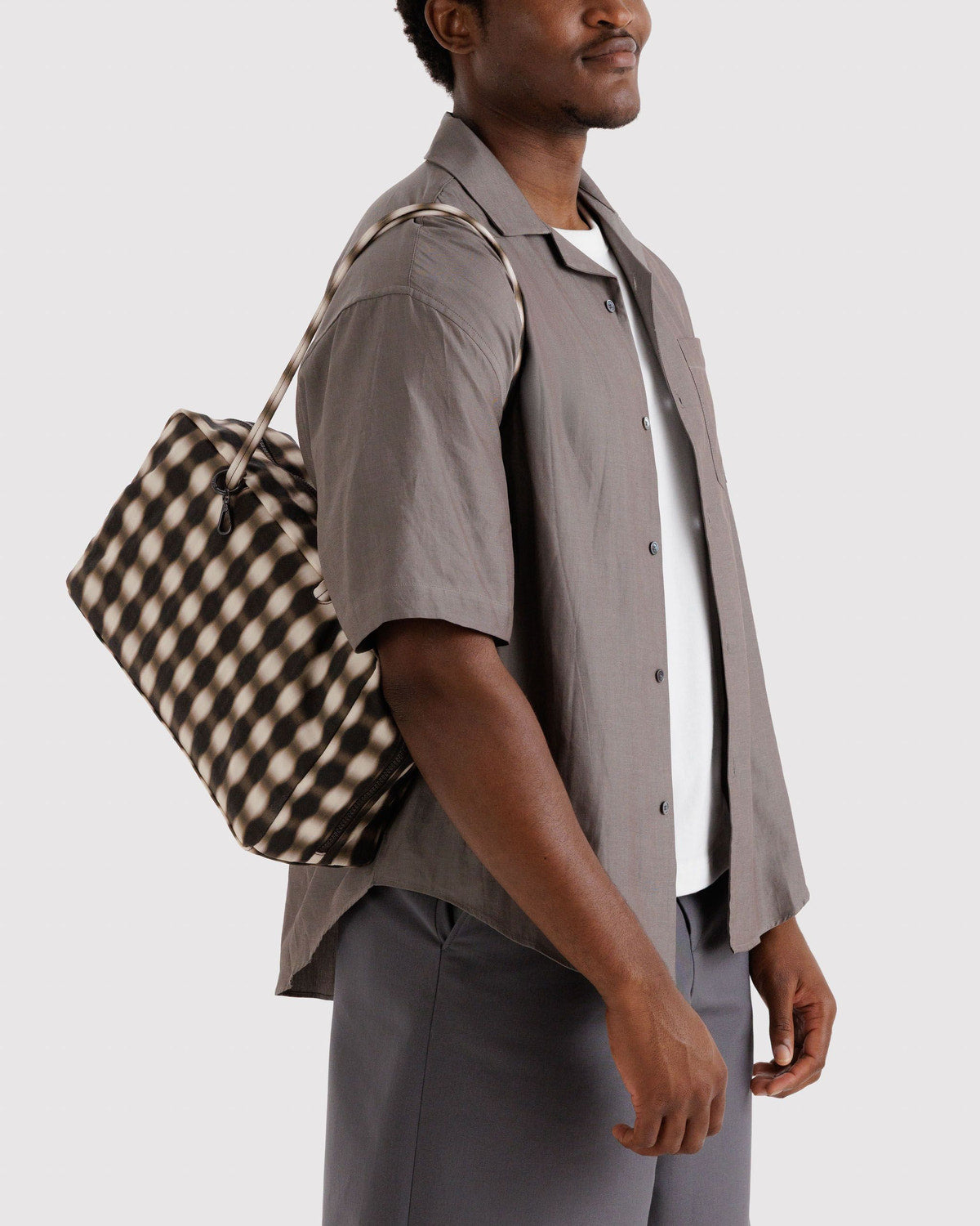Medium Nylon Bowler Bag Blurred Gingham Brown | Baggu Exclusive
