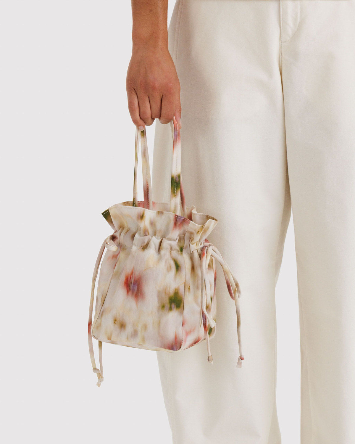 Nylon Drawstring Bag Abstract Floral | Baggu New