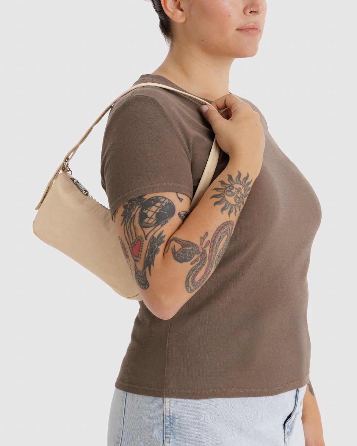 Nylon Pochette Custard | Baggu New