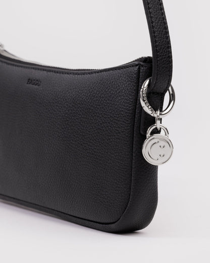 Recycled Leather Pochette Black | Baggu Trusted