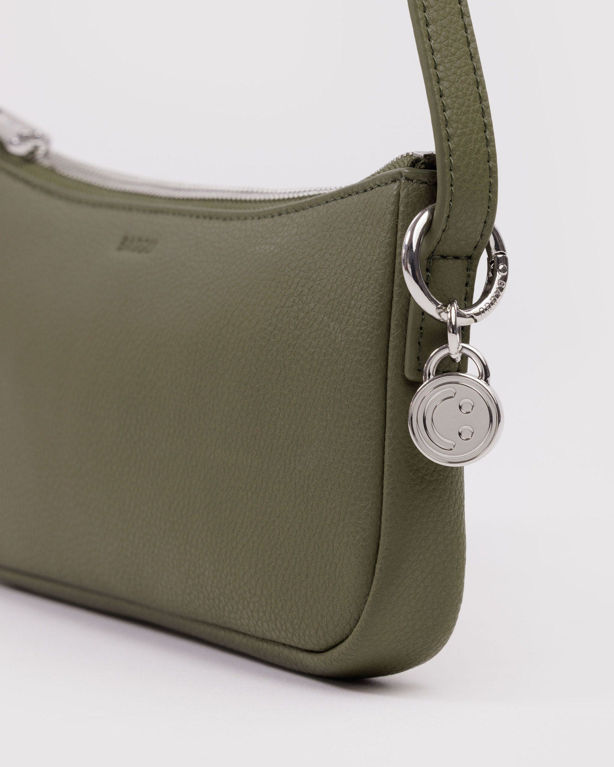 Recycled Leather Pochette Loden | Baggu Latest