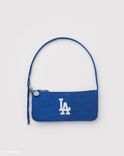 Nylon Pochette Los Angeles Dodgers™ | Baggu Latest