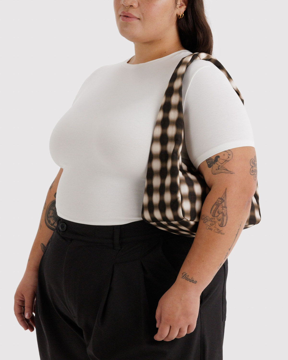 Small Nylon Meringue Bag Blurred Gingham Brown | Baggu Deals