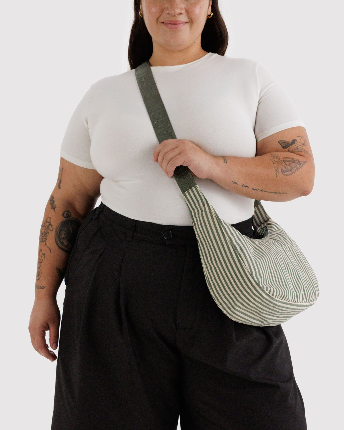Medium Nylon Crescent Bag Sage Stripe | Baggu Popular